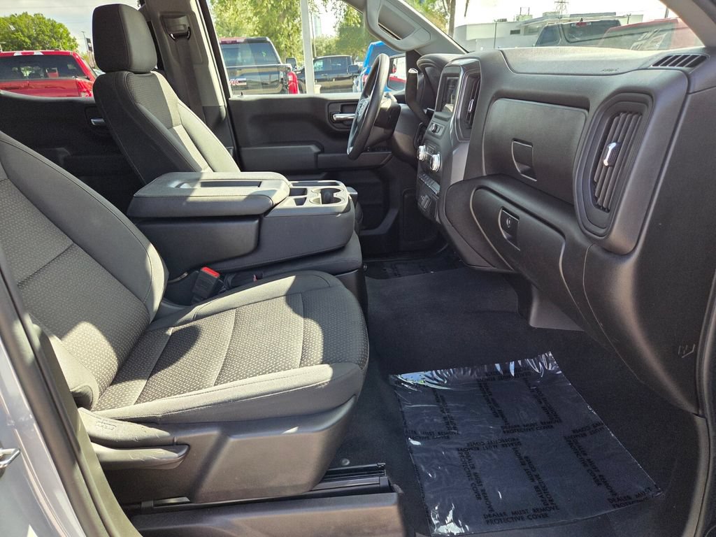 Used 2025 GMC Sierra 1500 Pro w/ Graphite Edition AWD/4WD image 15