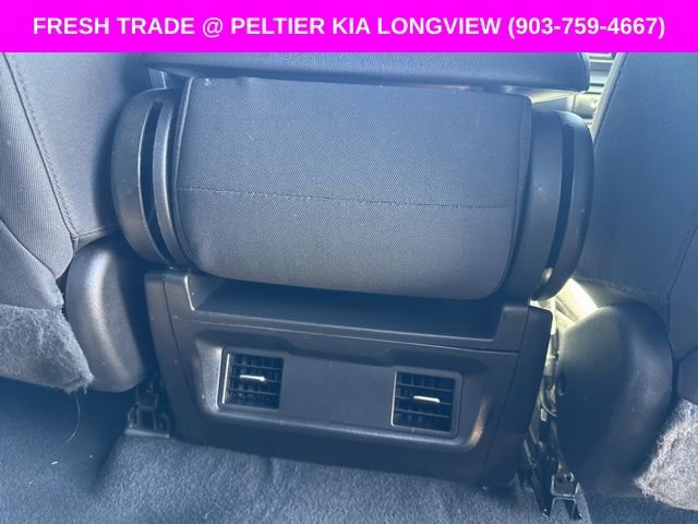 Used 2024 Chevrolet Silverado 2500 Custom image 12