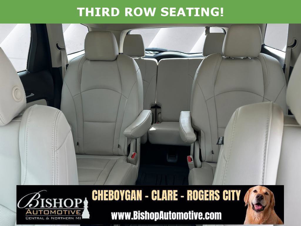 Used 2023 Buick Enclave Essence w/ LPO, Floor Liner Package AWD/4WD image 12