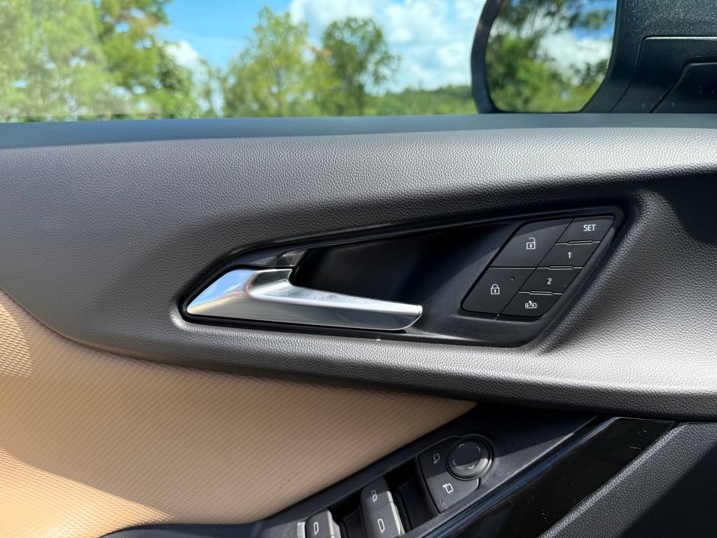 New 2027 Chevrolet Equinox ACTIV w/ Convenience Package III FWD image 28