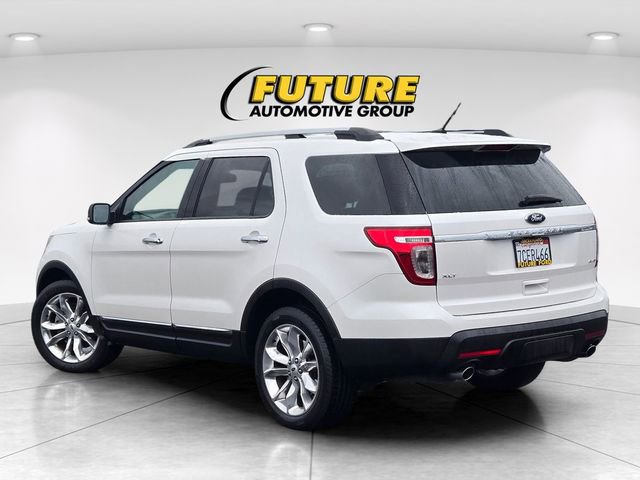 Used 2014 Ford Explorer XLT w/ Equipment Group 202A image 6