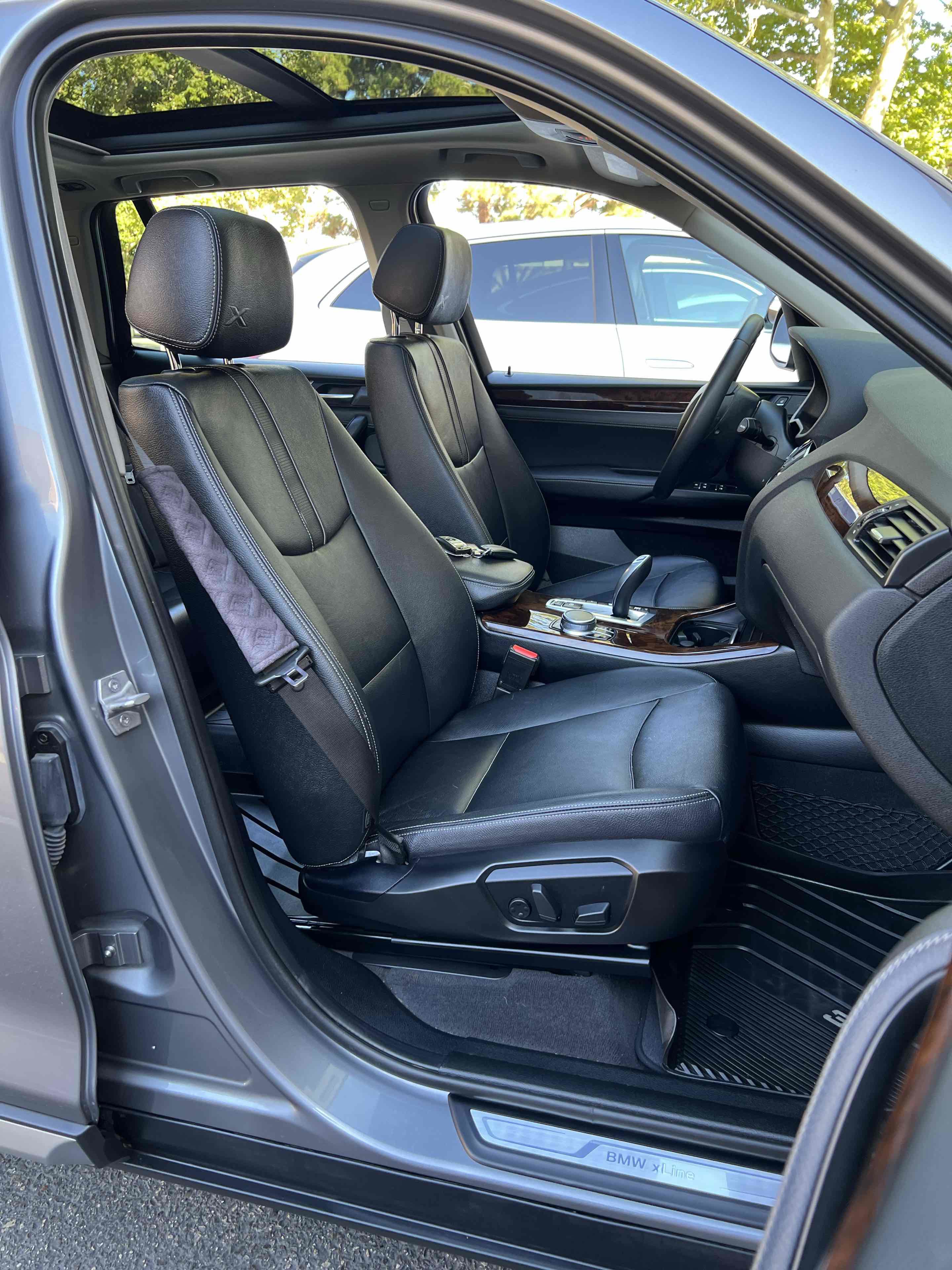 Used 2017 BMW X3 xDrive28i AWD/4WD image 43