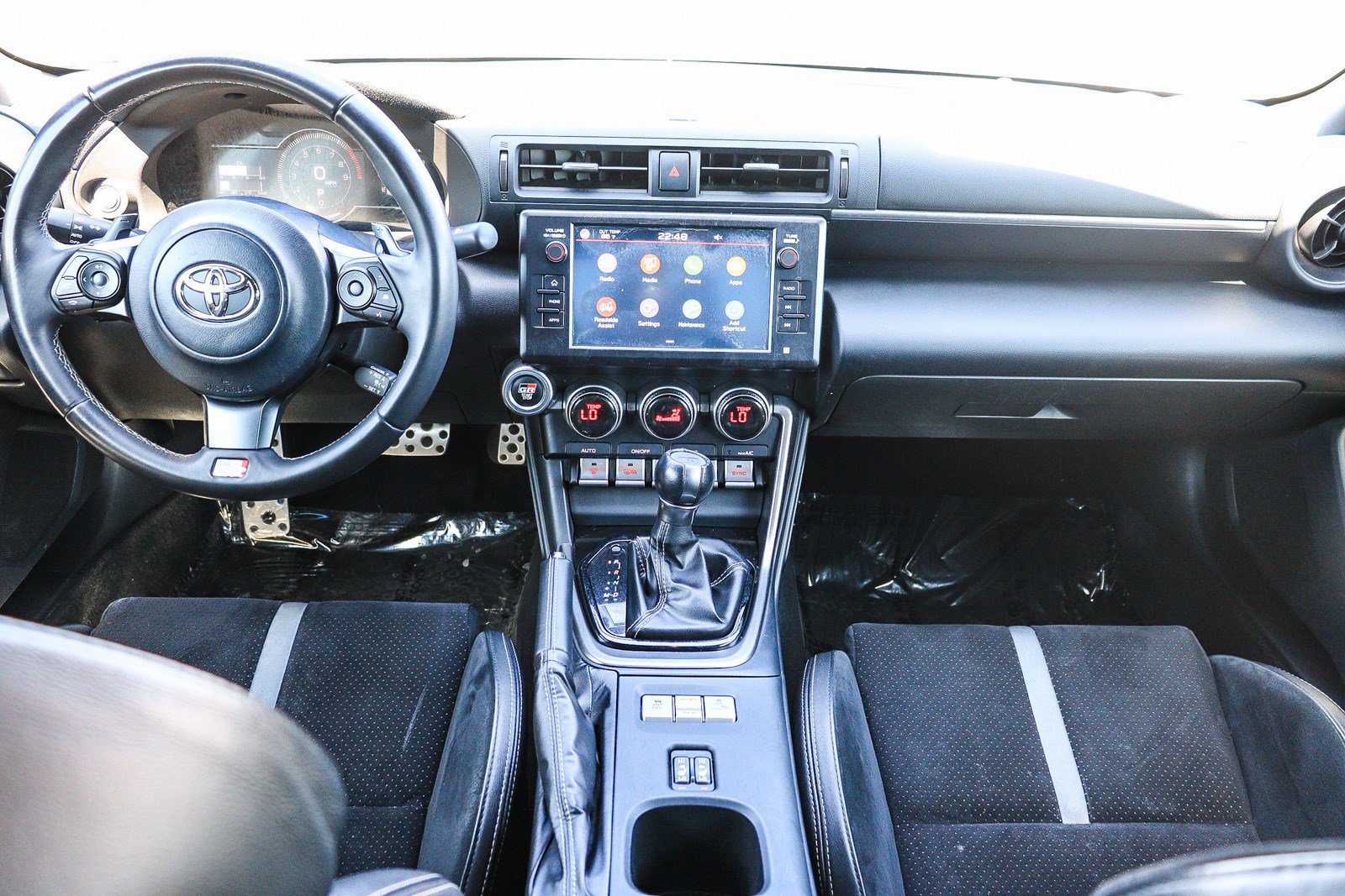 Certified 2022 Toyota GR86 Premium w/ ALL Weather Mat Package (TMS) RWD image 13