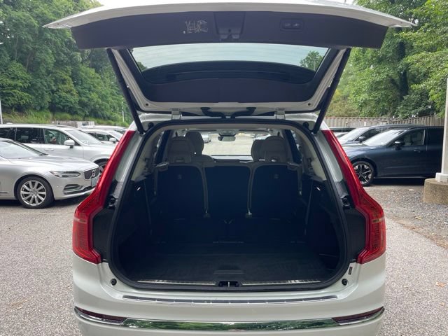 Certified 2025 Volvo XC90 T8 Ultra w/ Protection Package Premier AWD/4WD image 18