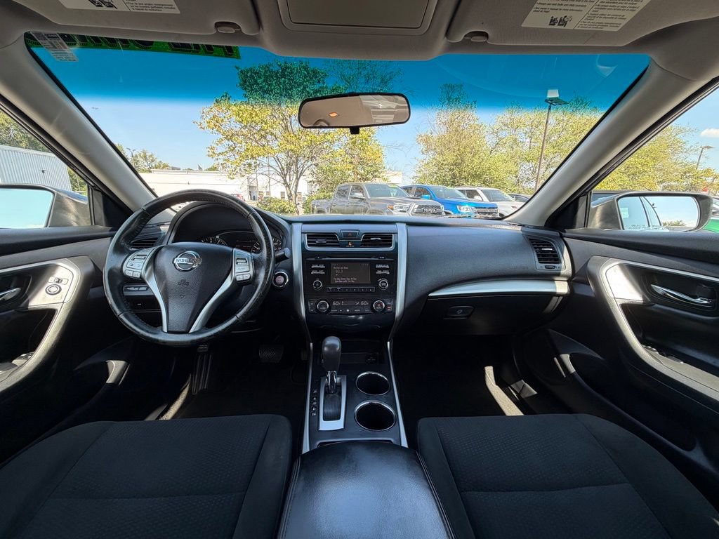 Used 2015 Nissan Altima 2.5 SV FWD image 28