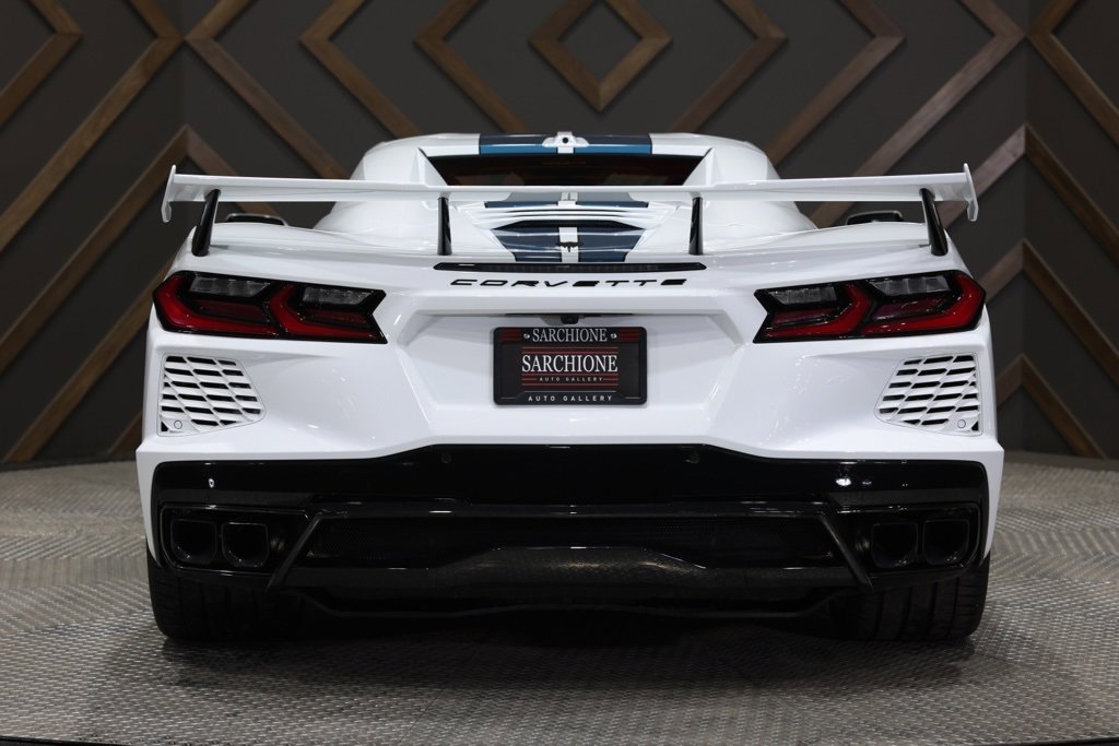 Used 2024 Chevrolet Corvette Stingray Premium Conv w/ Z51 Performance Package image 8