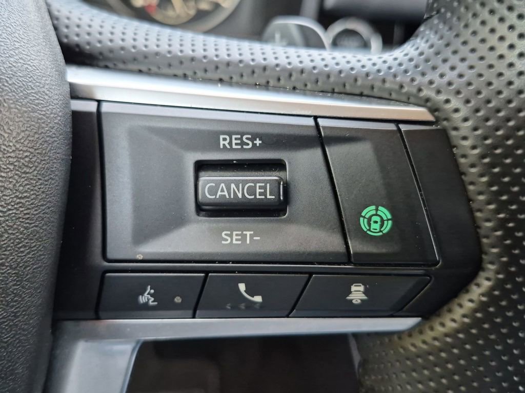 Used 2025 Mitsubishi Outlander SE AWD/4WD image 22
