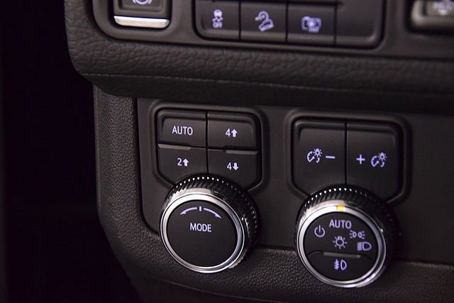 Used 2024 GMC Yukon Denali image 21