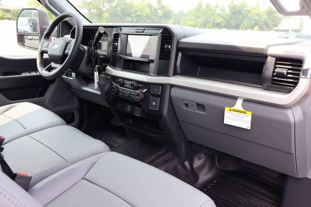 New 2026 Ford F550 4x4 Supercab Super Duty image 28