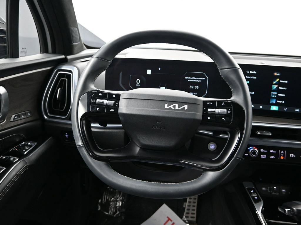 Certified 2026 Kia Sorento SX Prestige AWD/4WD image 36