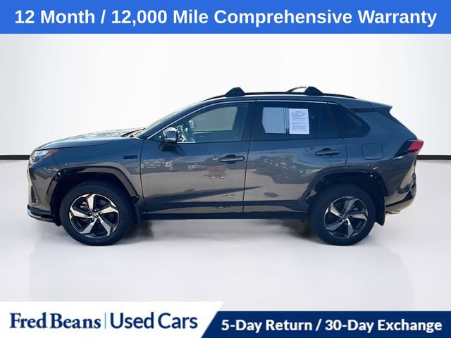 Used 2023 Toyota RAV4 SE w/ Weather & Moonroof Package image 4