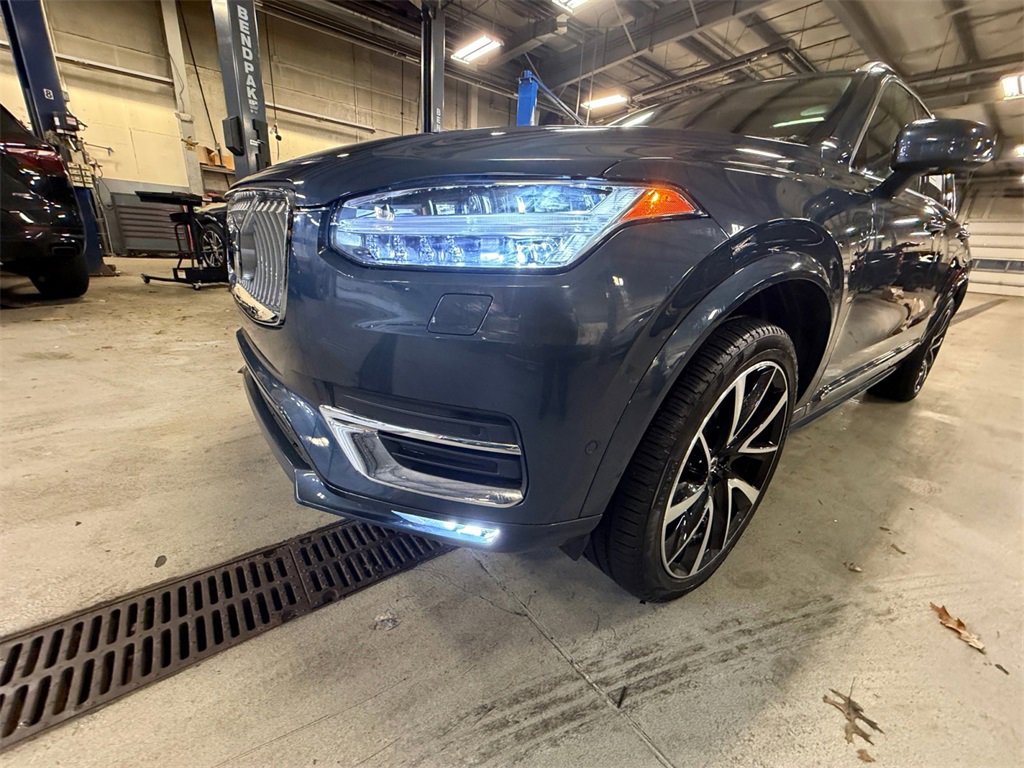 Used 2024 Volvo XC90 B6 Ultimate image 29
