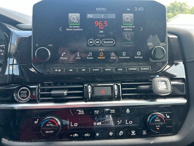Used 2024 Nissan Pathfinder SL AWD/4WD image 29
