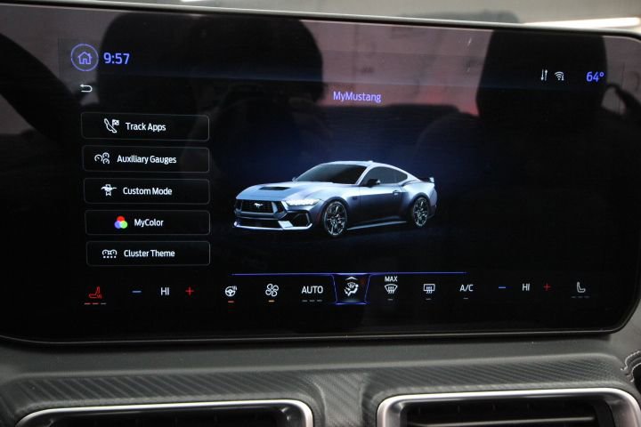 Used 2025 Ford Mustang Premium image 34