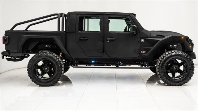 Used 2025 Jeep Gladiator Sport image 12