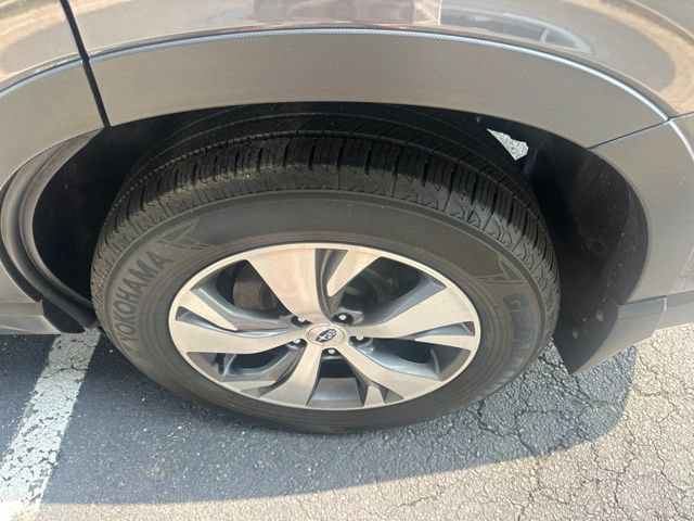 Used 2022 Subaru Ascent Premium w/ Convenience Package AWD/4WD image 21