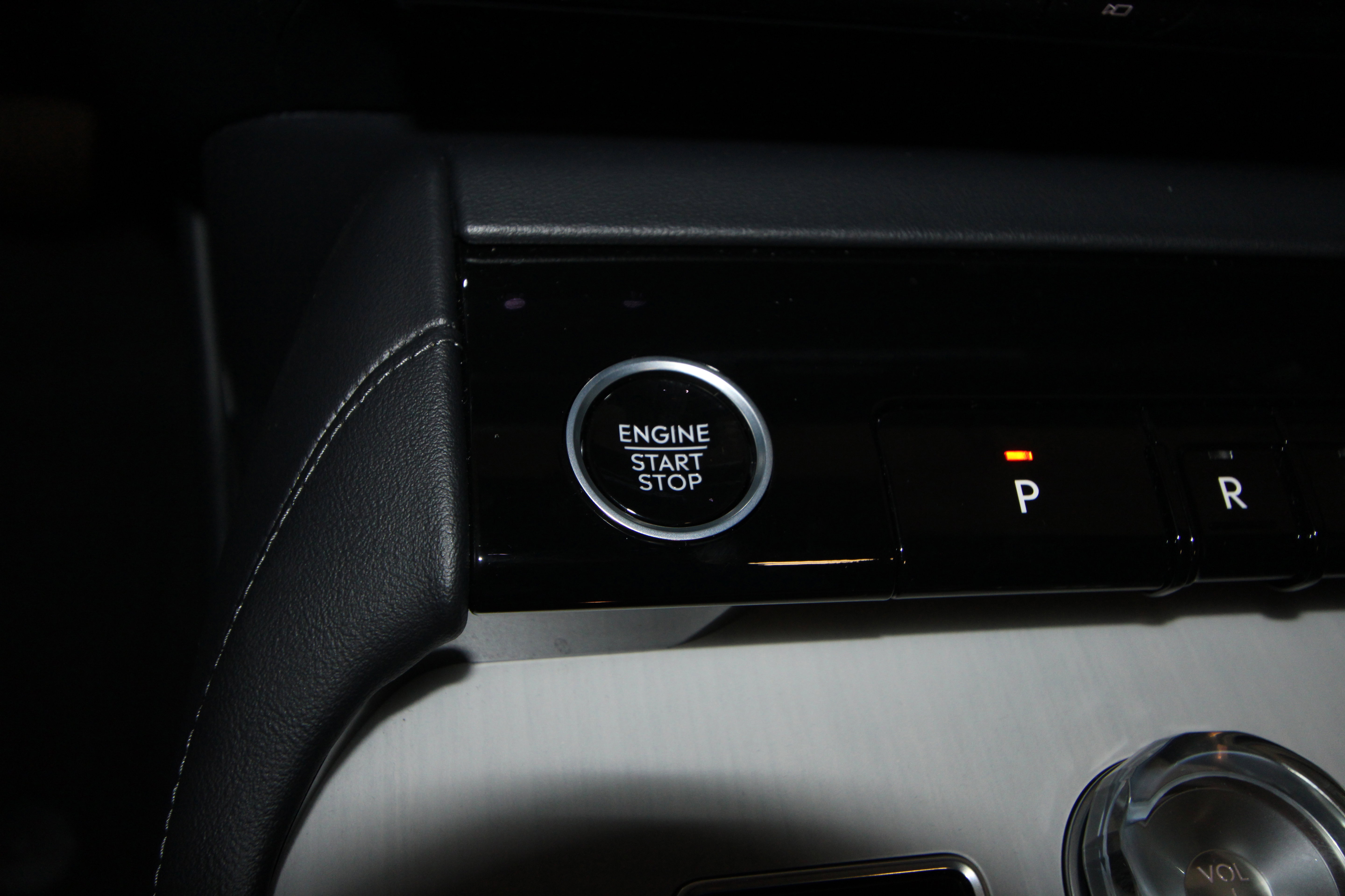 New 2026 Lincoln Navigator L Reserve w/ Jet Appearance Package image 10