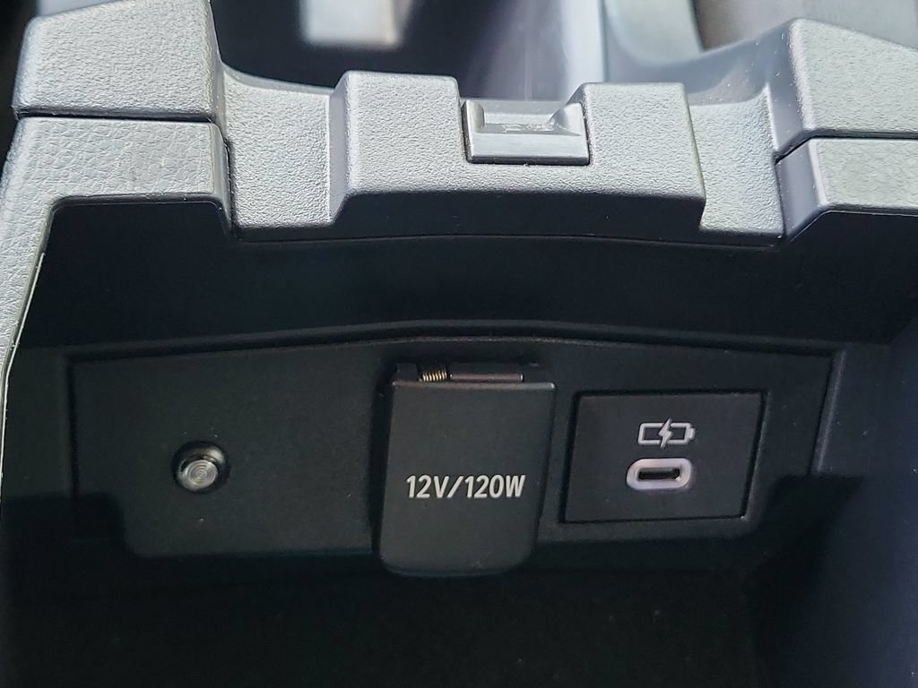 Used 2024 Toyota Corolla Cross LE FWD image 35