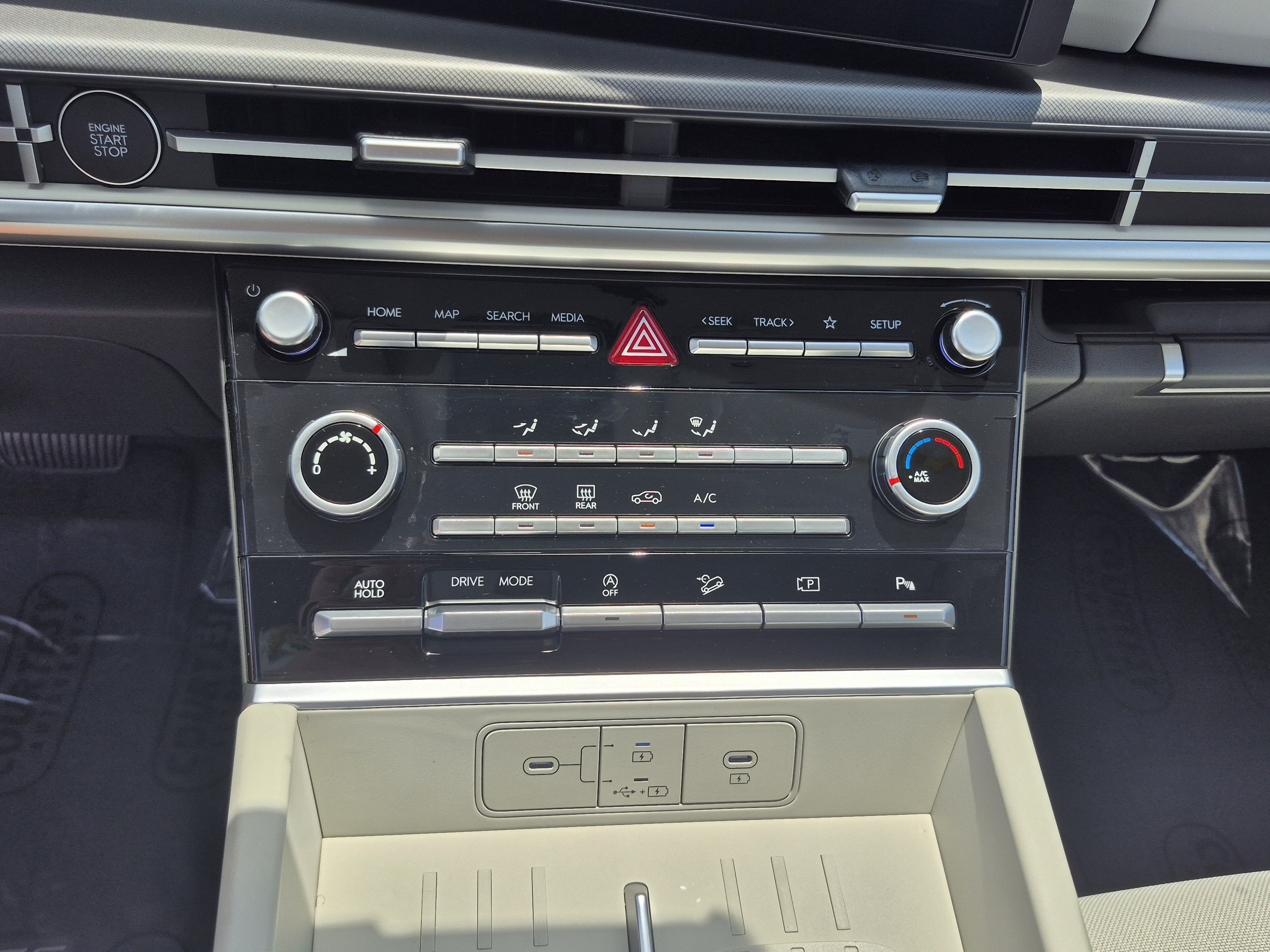 New 2027 Hyundai Santa Fe SE FWD image 28