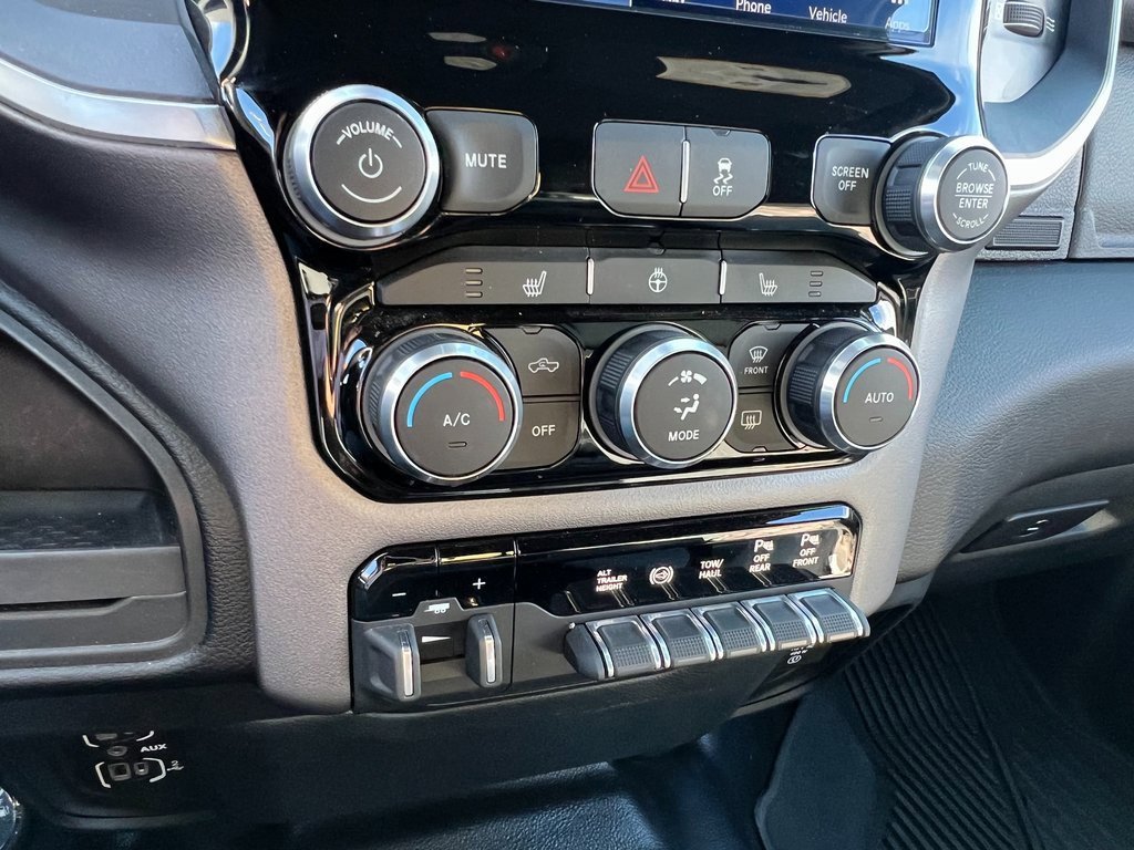 Used 2022 RAM 3500 Big Horn w/ Level C Equiment Group image 25