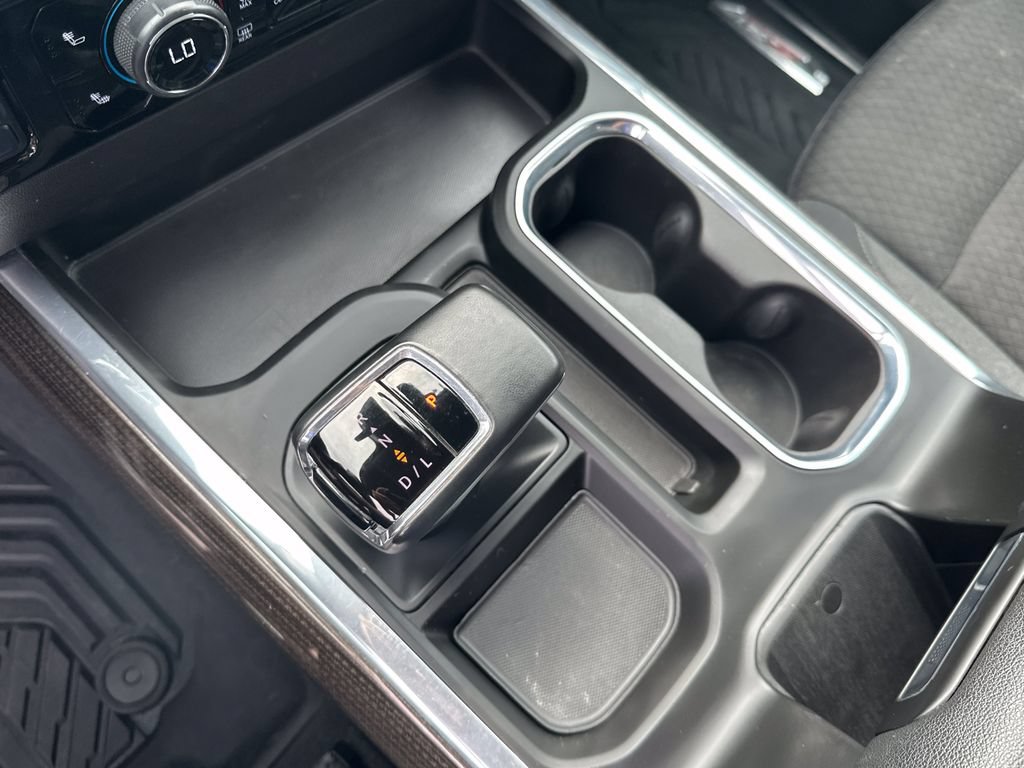 Used 2025 Chevrolet Silverado 1500 LT AWD/4WD image 25
