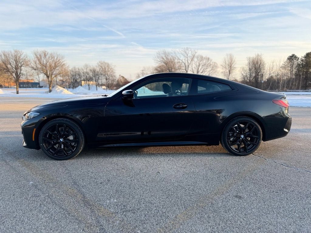 New 2026 BMW 430i xDrive Coupe w/ M Sport Package AWD/4WD image 3