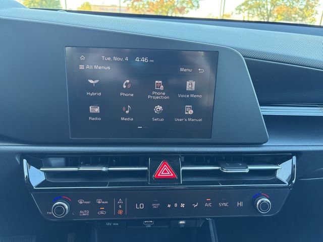 Certified 2024 Kia Niro LX image 14