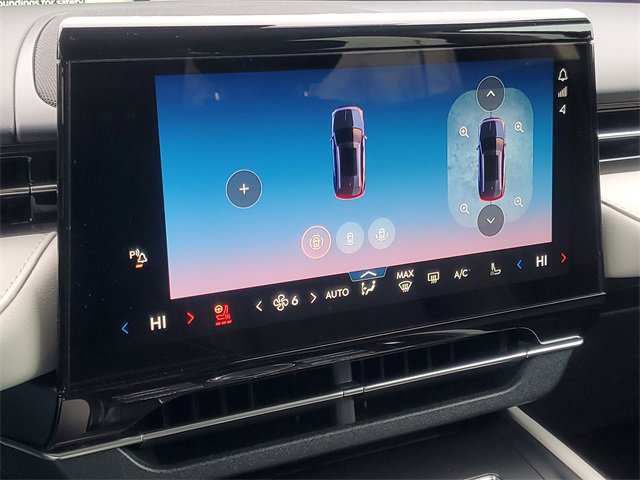 Certified 2025 Lincoln Nautilus Premier image 24