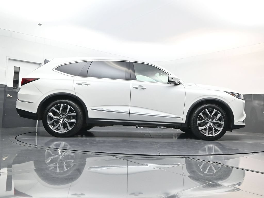 Used 2024 Acura MDX w/ Technology Package AWD/4WD image 23