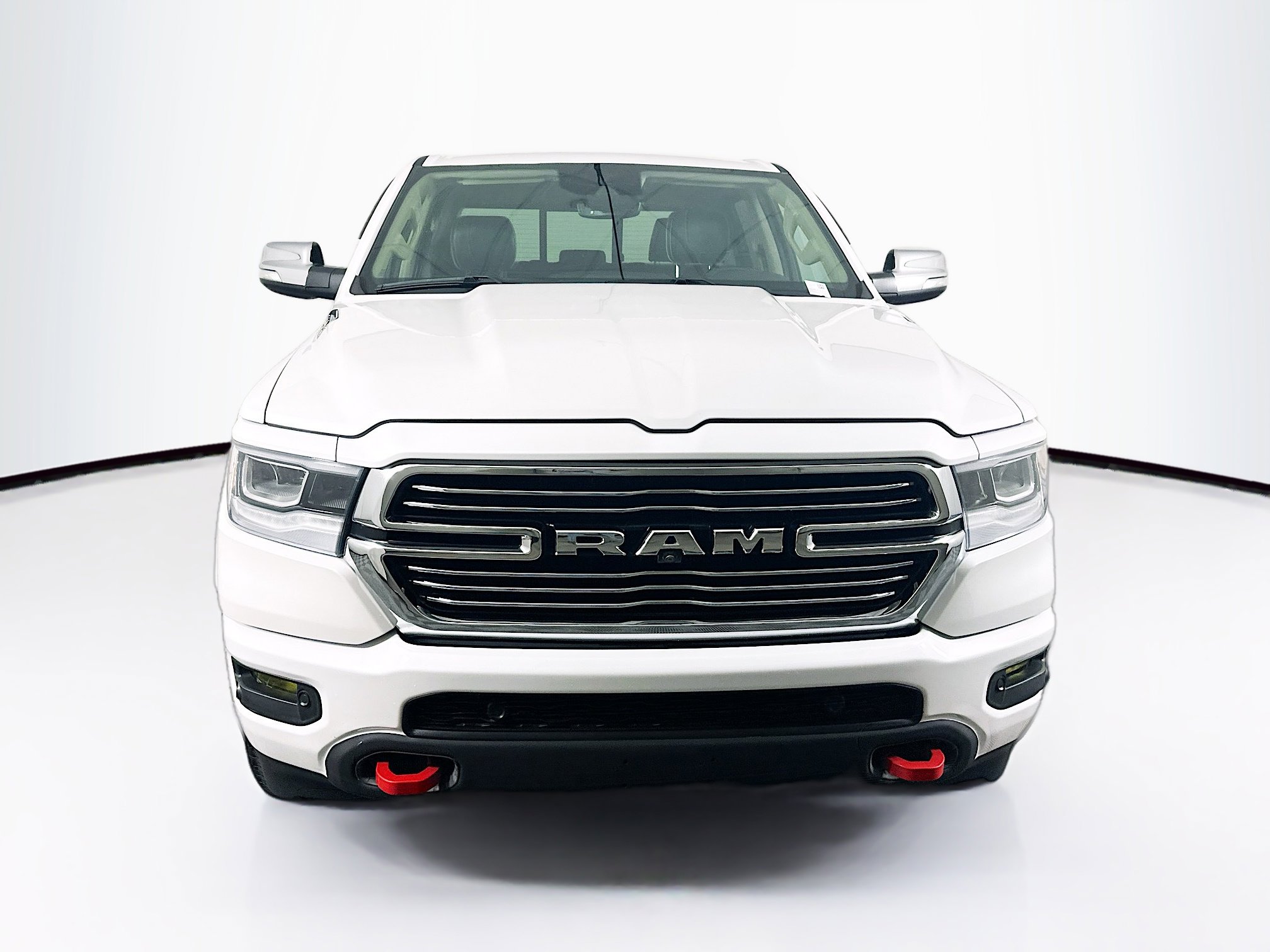 Used 2020 RAM 1500 Laramie AWD/4WD image 2
