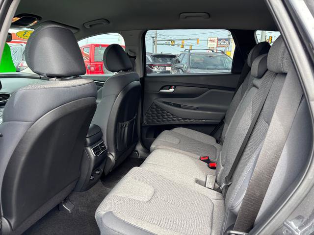 Used 2023 Hyundai Santa Fe SEL image 11