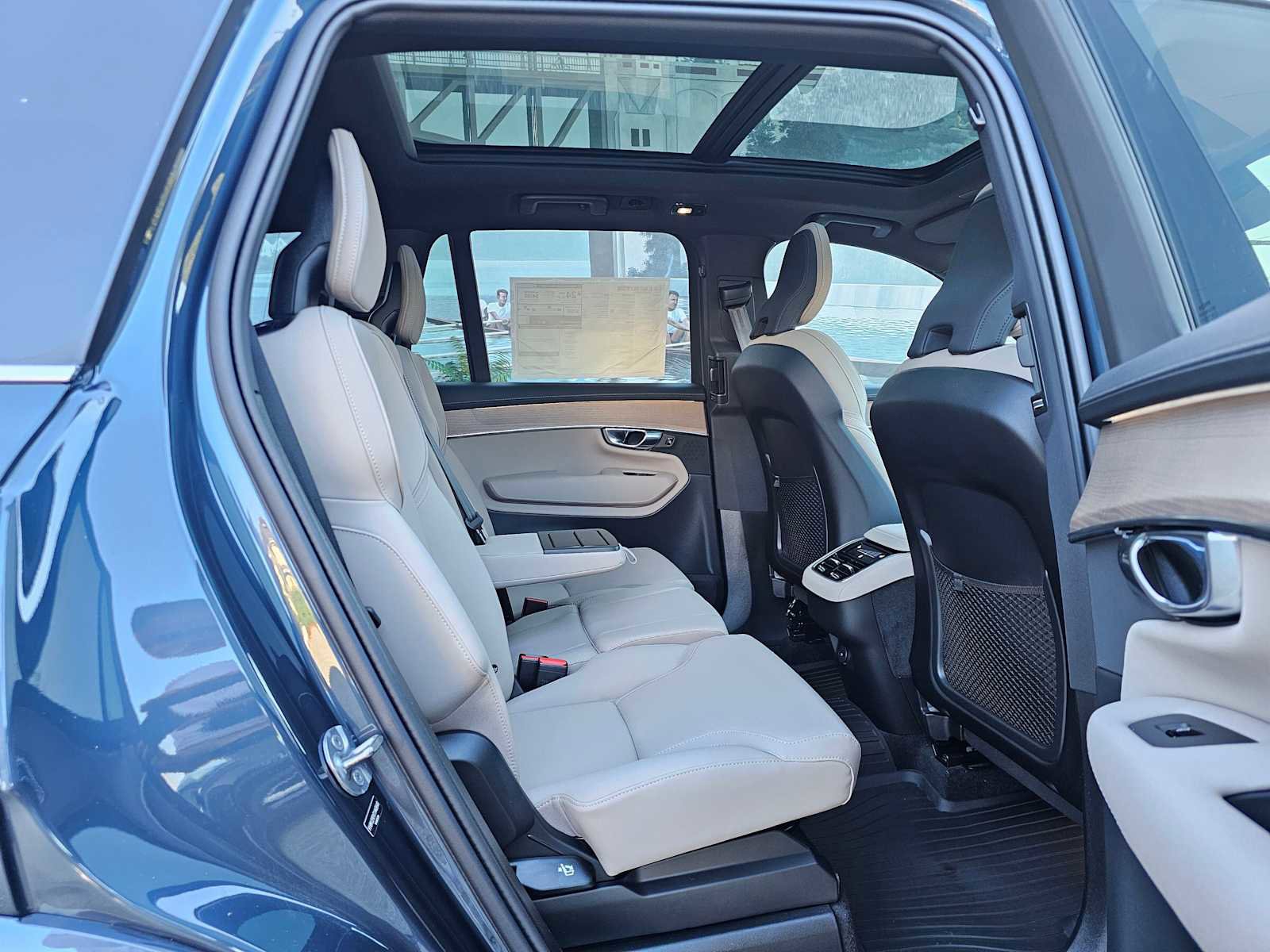 New 2026 Volvo XC90 B5 Plus image 12