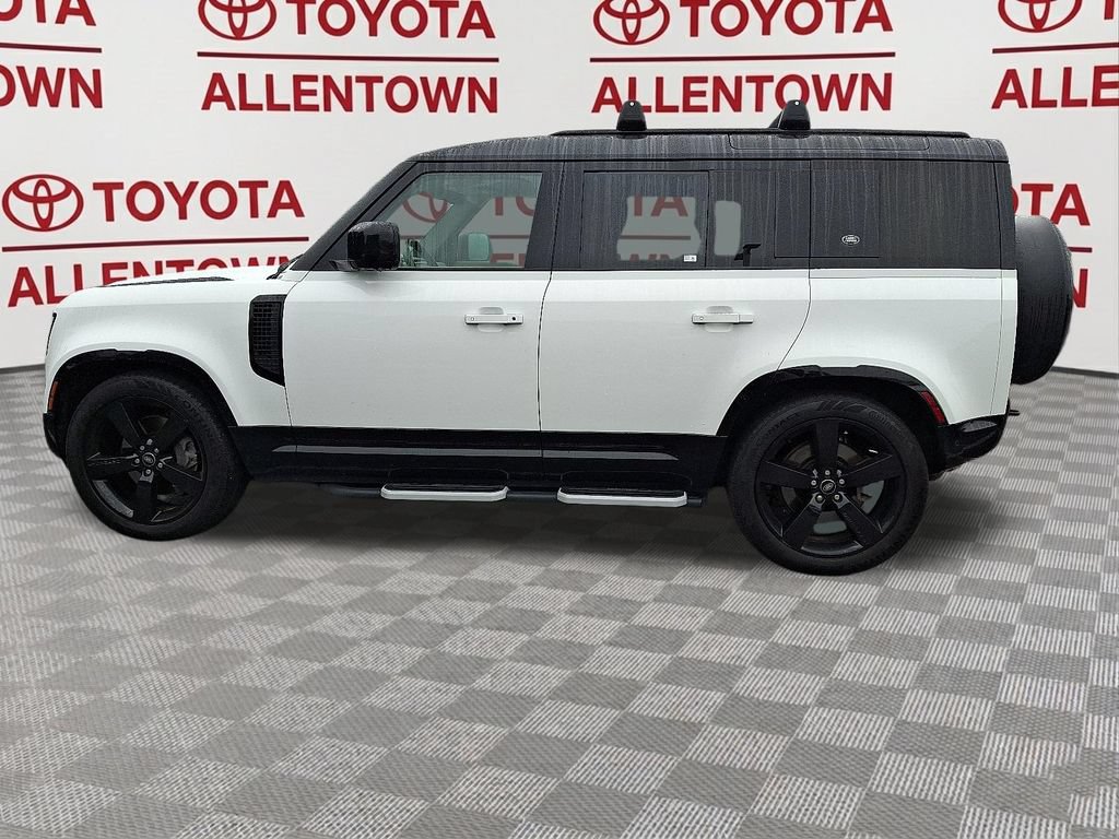 Used 2022 Land Rover Defender 110 X-Dynamic HSE AWD/4WD image 4