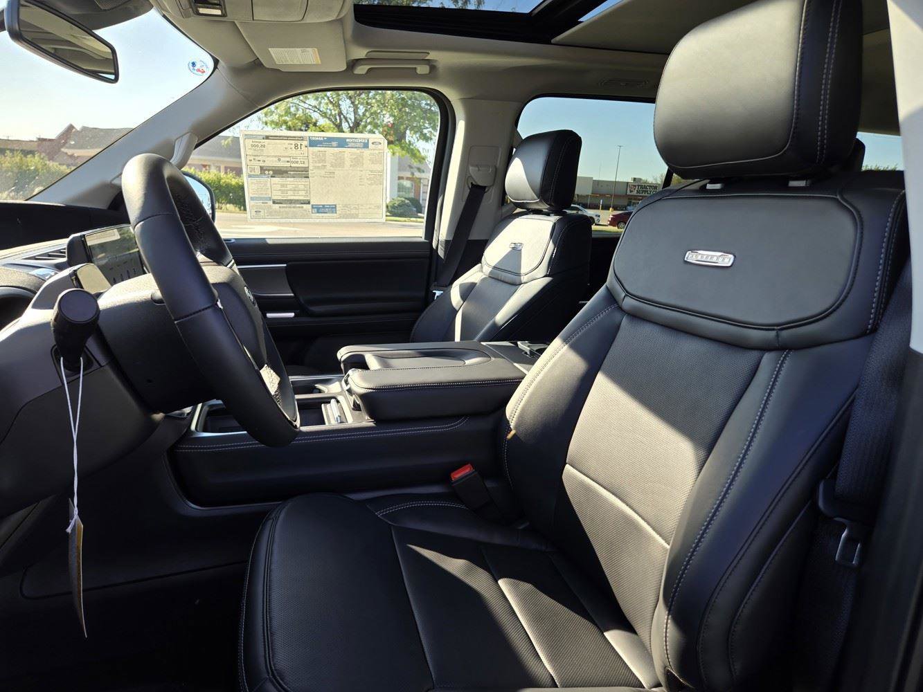 New 2025 Ford Expedition Platinum image 19