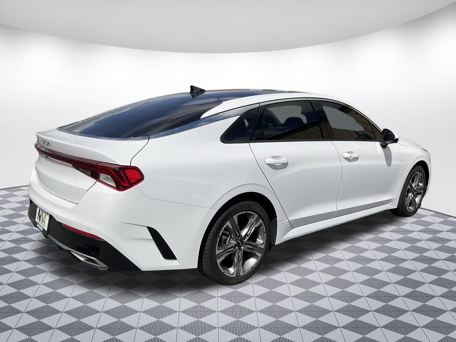 Used 2024 Kia K5 EX w/ EX Premium Package FWD image 3