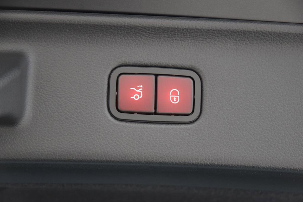 Certified 2024 Mercedes-Benz Maybach S 680 4MATIC image 4