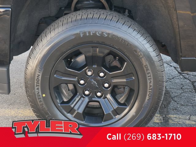 Used 2017 Chevrolet Silverado 1500 LTZ Z71 w/ LTZ Plus Package AWD/4WD image 45