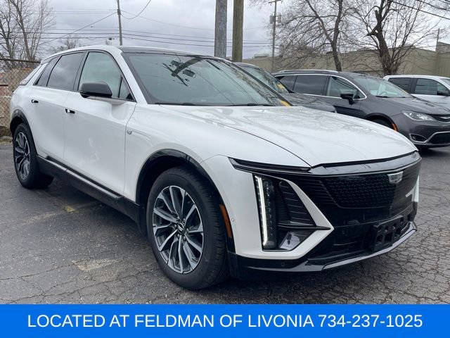 Used 2024 Cadillac Lyriq Sport image 4