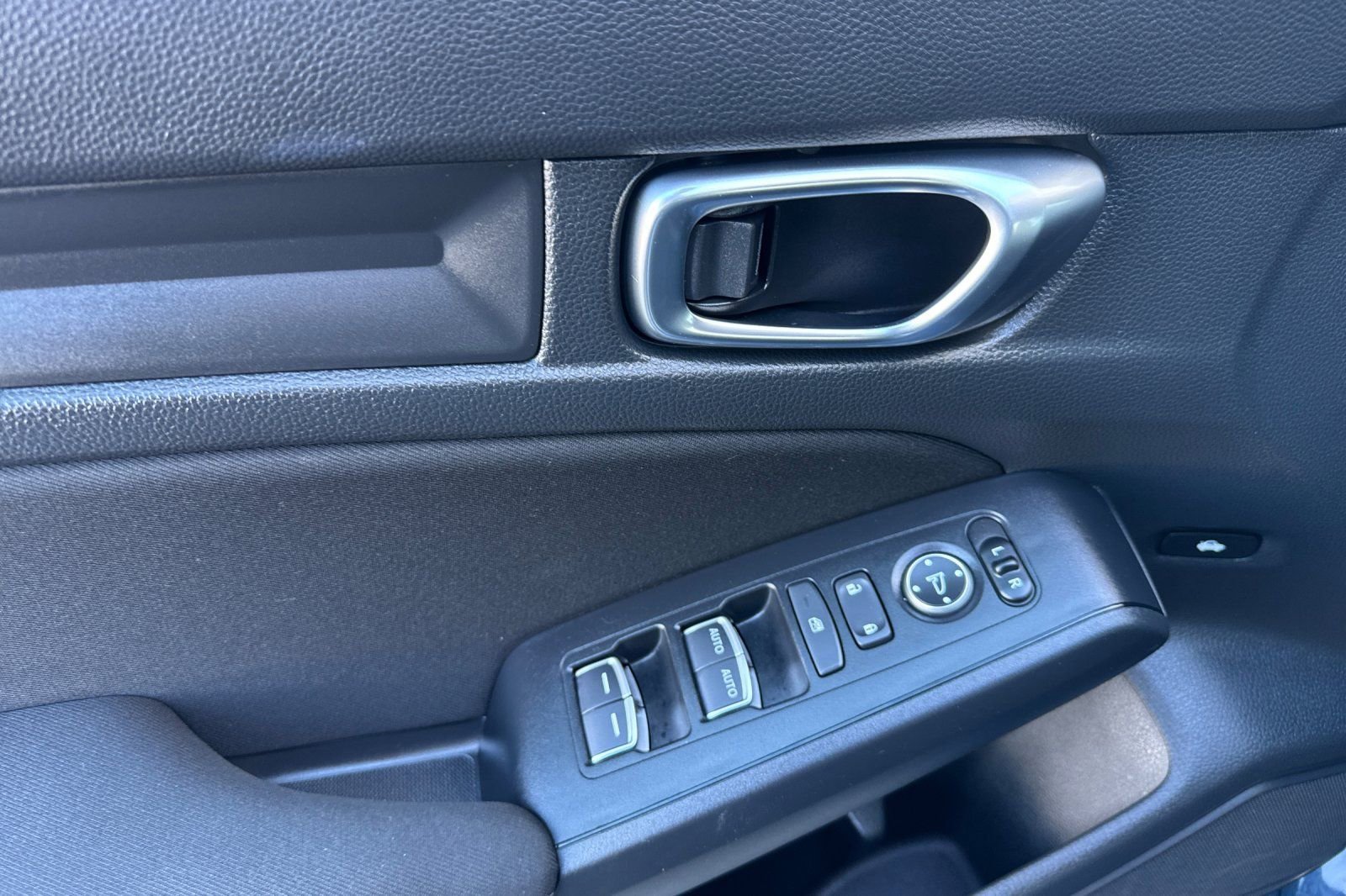 Used 2025 Honda Civic Sport image 10