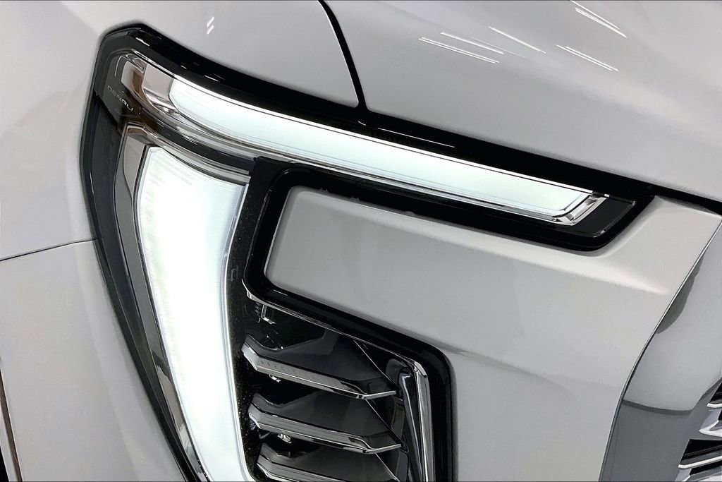 New 2026 GMC Yukon XL Denali image 27