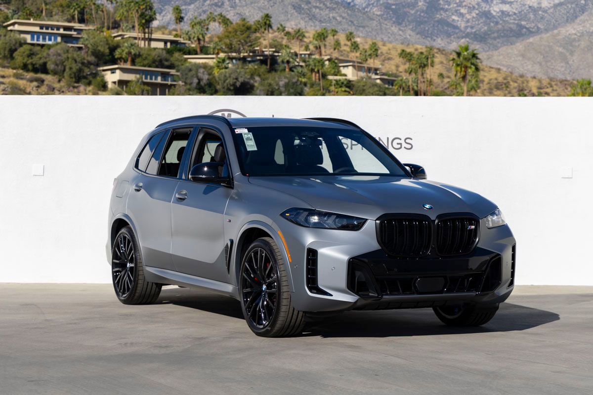 New 2026 BMW X5 M60i image 2
