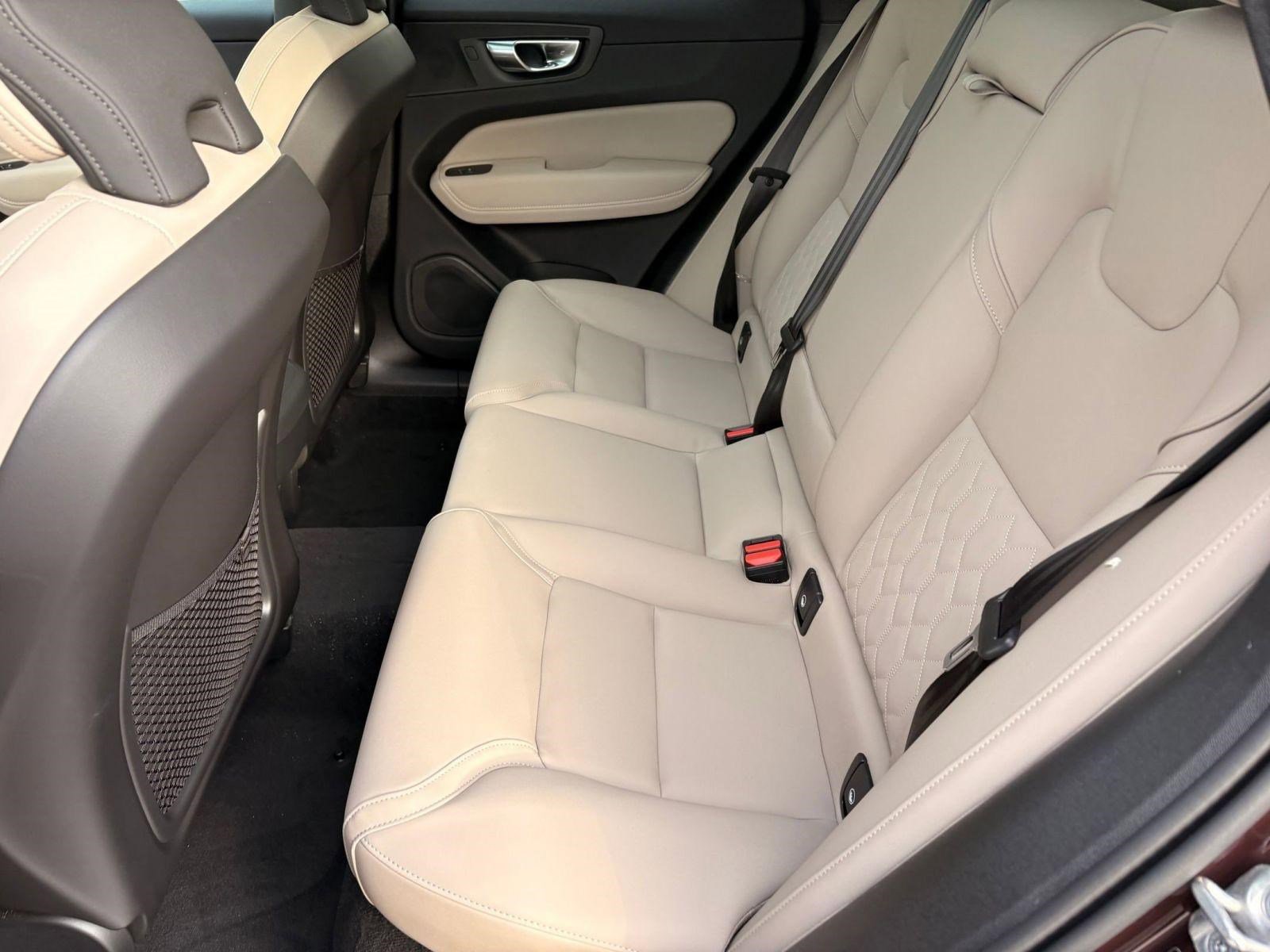 New 2026 Volvo XC60 B5 Core w/ Climate Package image 15