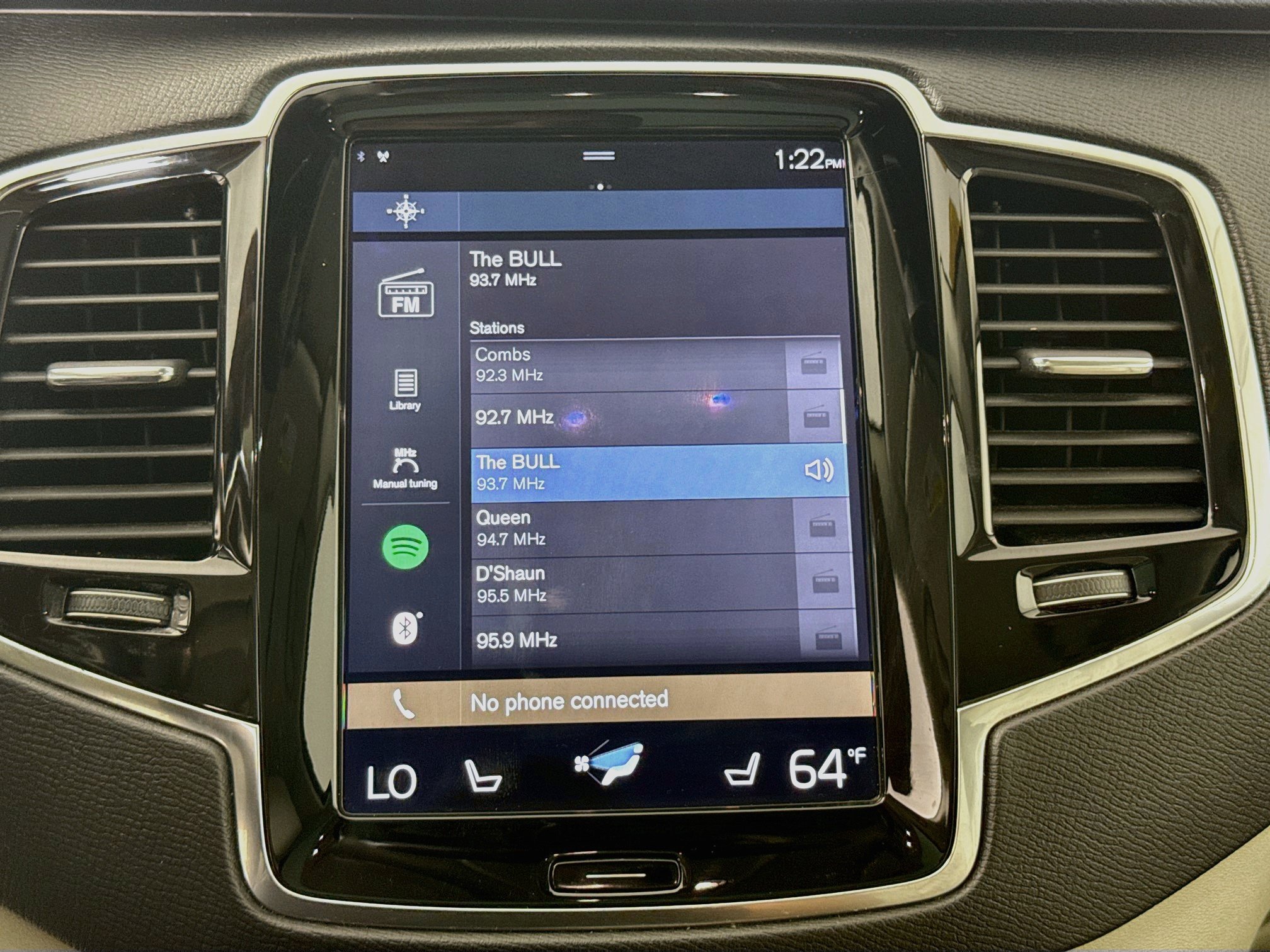Used 2018 Volvo XC90 T6 Momentum w/ Convenience Package AWD/4WD image 15
