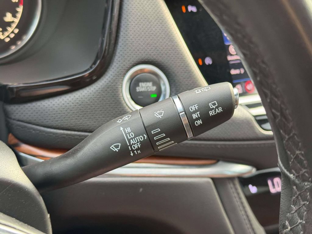 Used 2021 Cadillac XT5 Premium Luxury AWD/4WD image 27