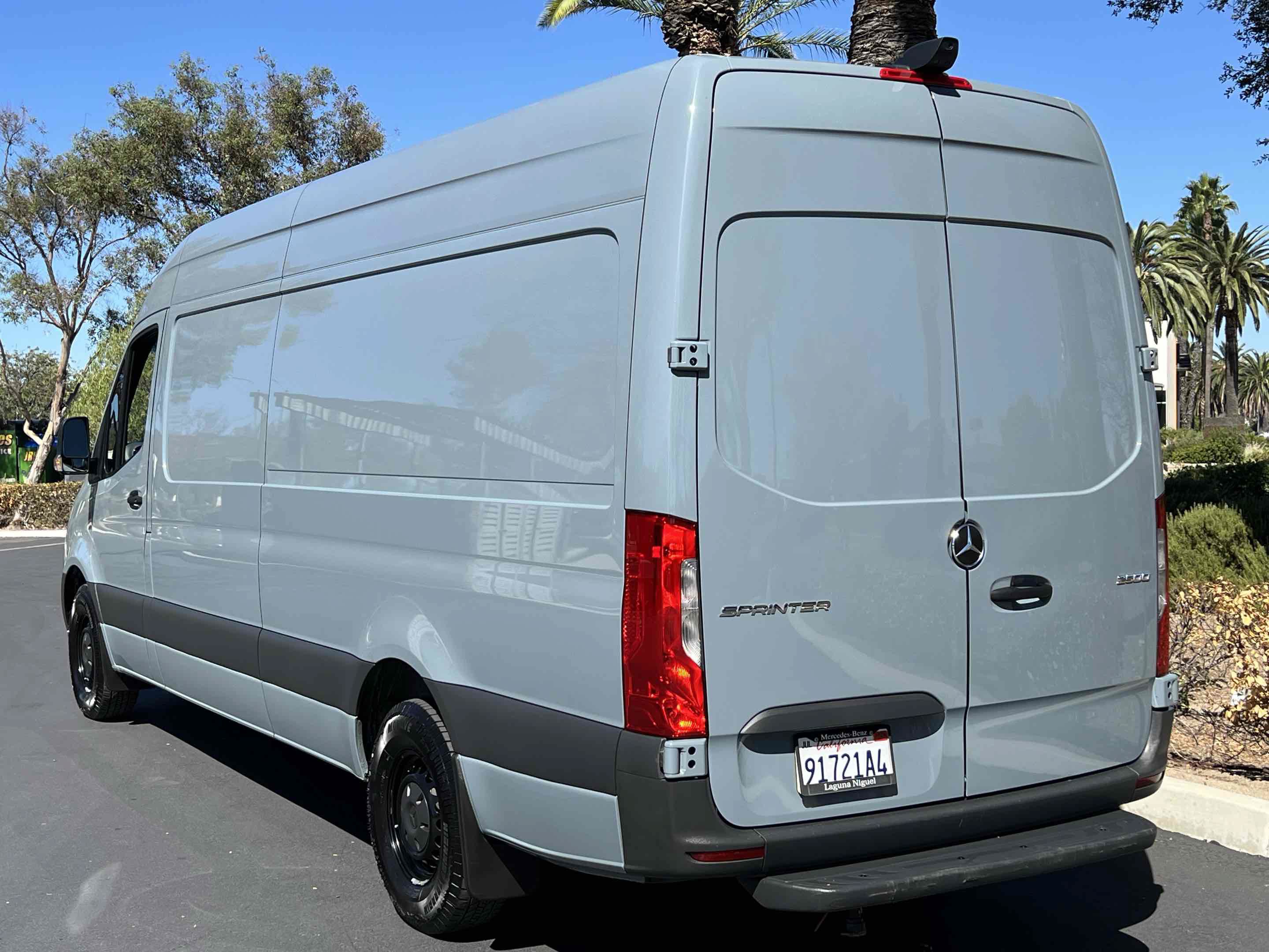 Used 2024 Mercedes-Benz Sprinter 2500 image 23