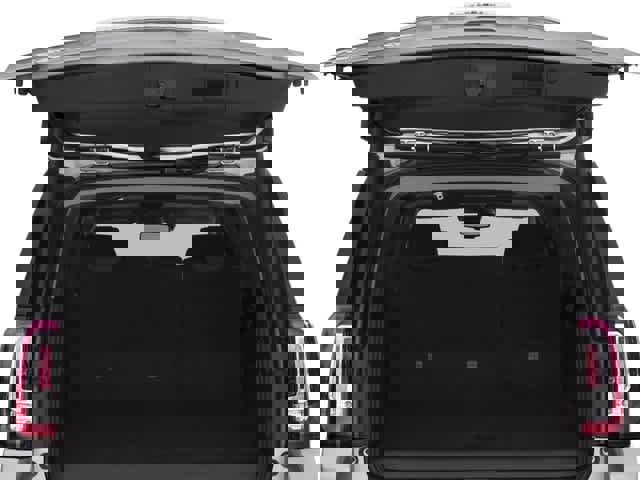 Used 2016 GMC Yukon XL Denali w/ Open Road Package image 15