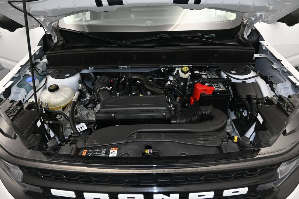 Certified 2025 Ford Bronco Sport Outer Banks w/ Outer Banks Tech Package+ AWD/4WD image 16