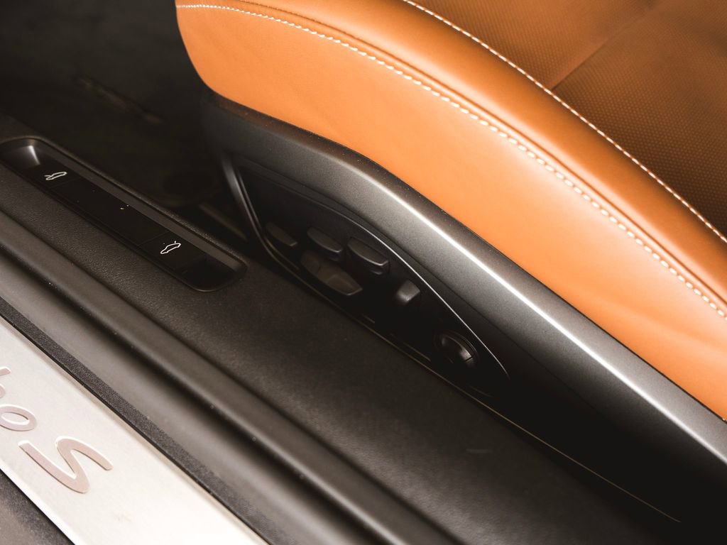 Used 2024 Porsche 911 Turbo S image 34