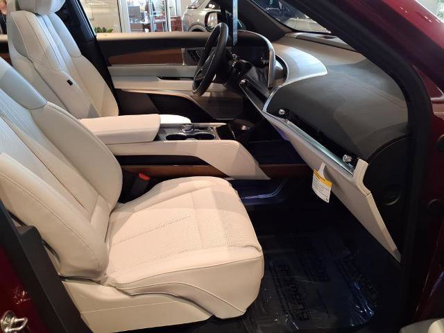 New 2026 Cadillac Vistiq Luxury AWD/4WD image 9