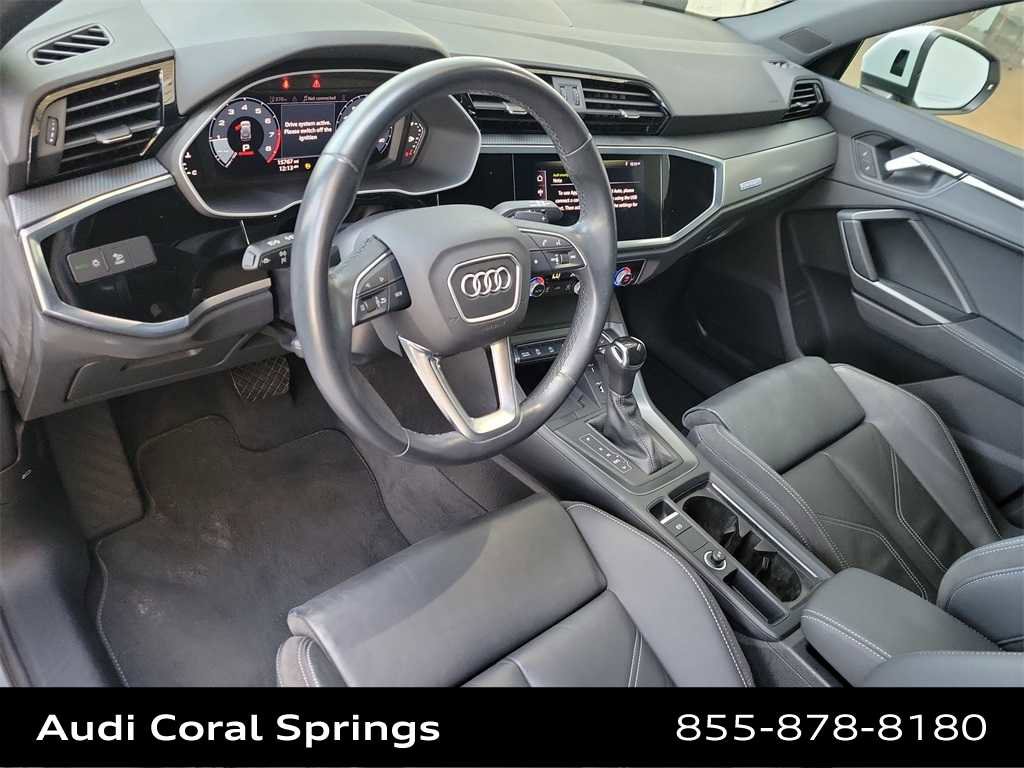 Certified 2021 Audi Q3 2.0T Premium Plus image 10